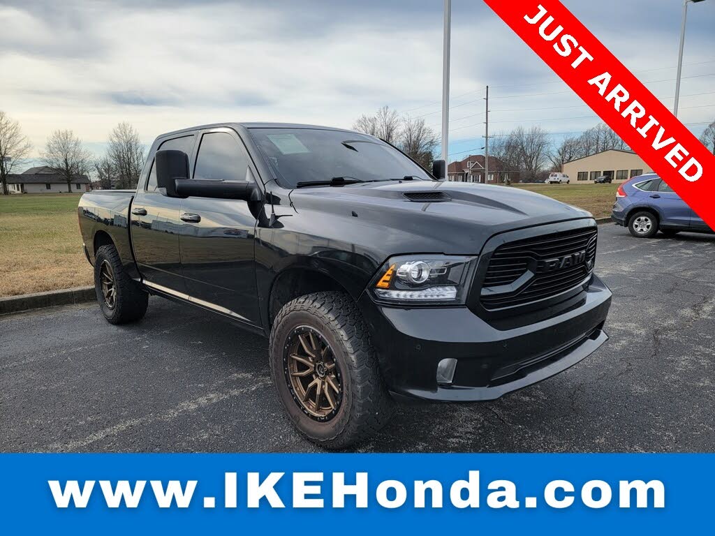 2018 RAM 1500 Sport Crew Cab 4WD