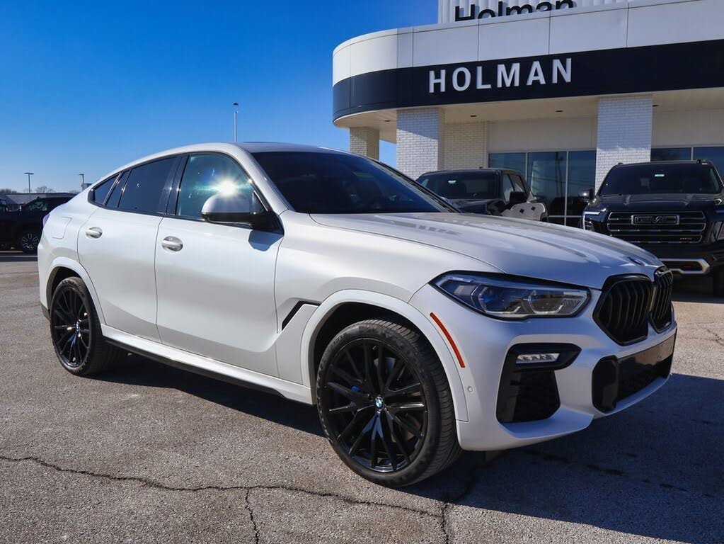 2021 BMW X6 M50i AWD
