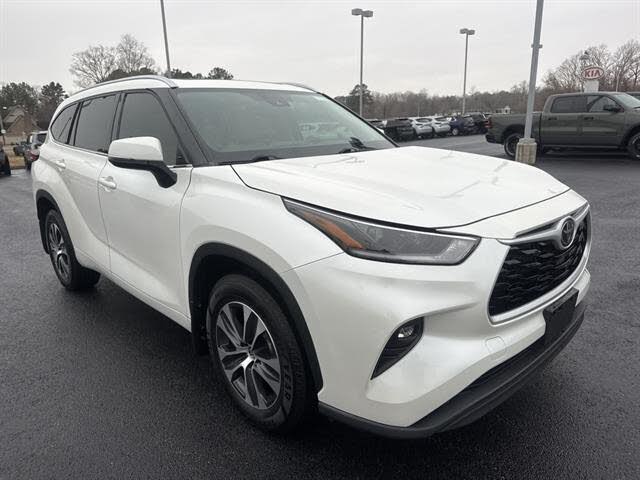 2021 Toyota Highlander XLE AWD