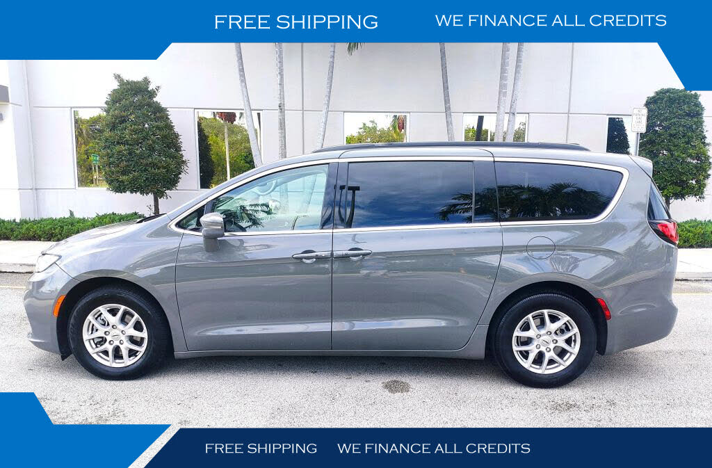 2022 Chrysler Pacifica Touring L AWD