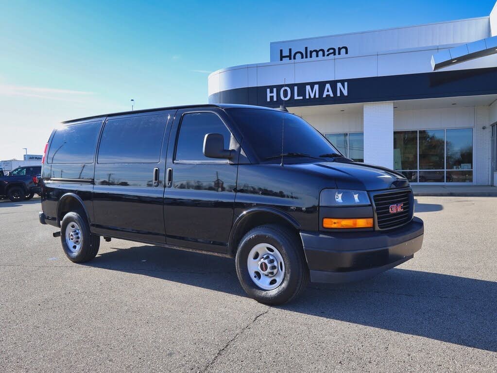 2023 GMC Savana Cargo 2500 RWD
