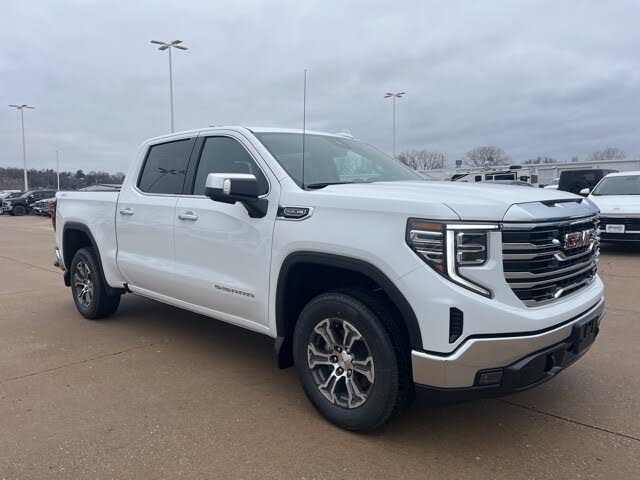 2026 GMC Sierra 1500 SLT Crew Cab 4WD