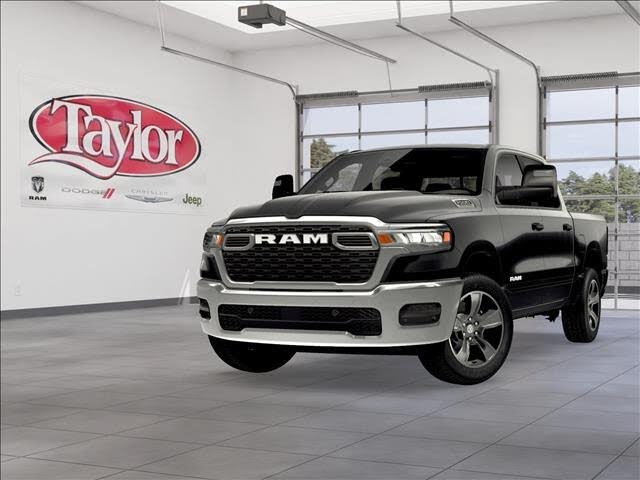 2026 RAM 1500 Tradesman Crew Cab 4WD