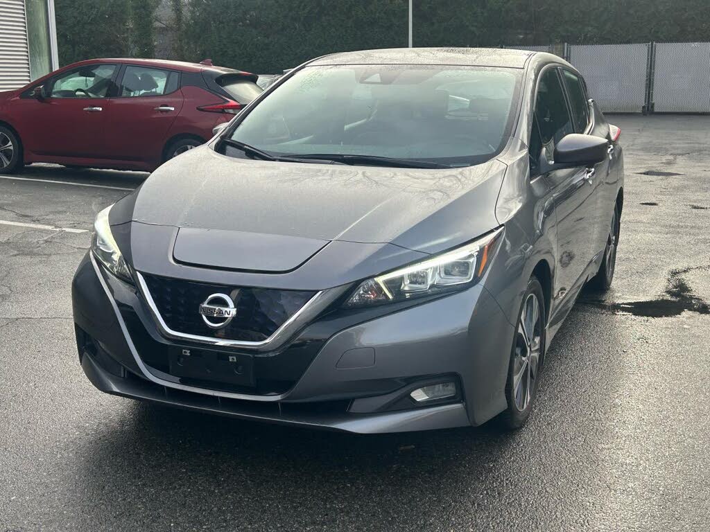 2021 Nissan LEAF SV FWD