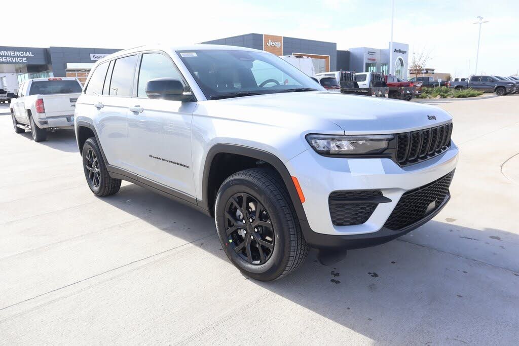 2025 Jeep Grand Cherokee Altitude X 4WD