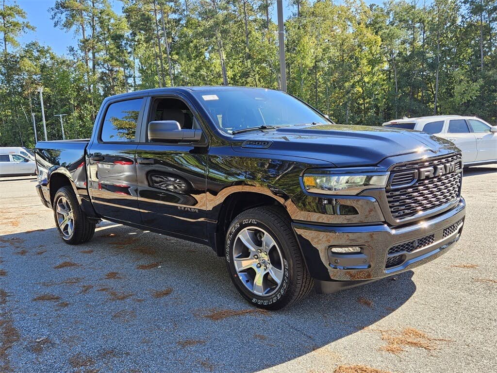2025 RAM 1500 Tradesman Crew Cab RWD