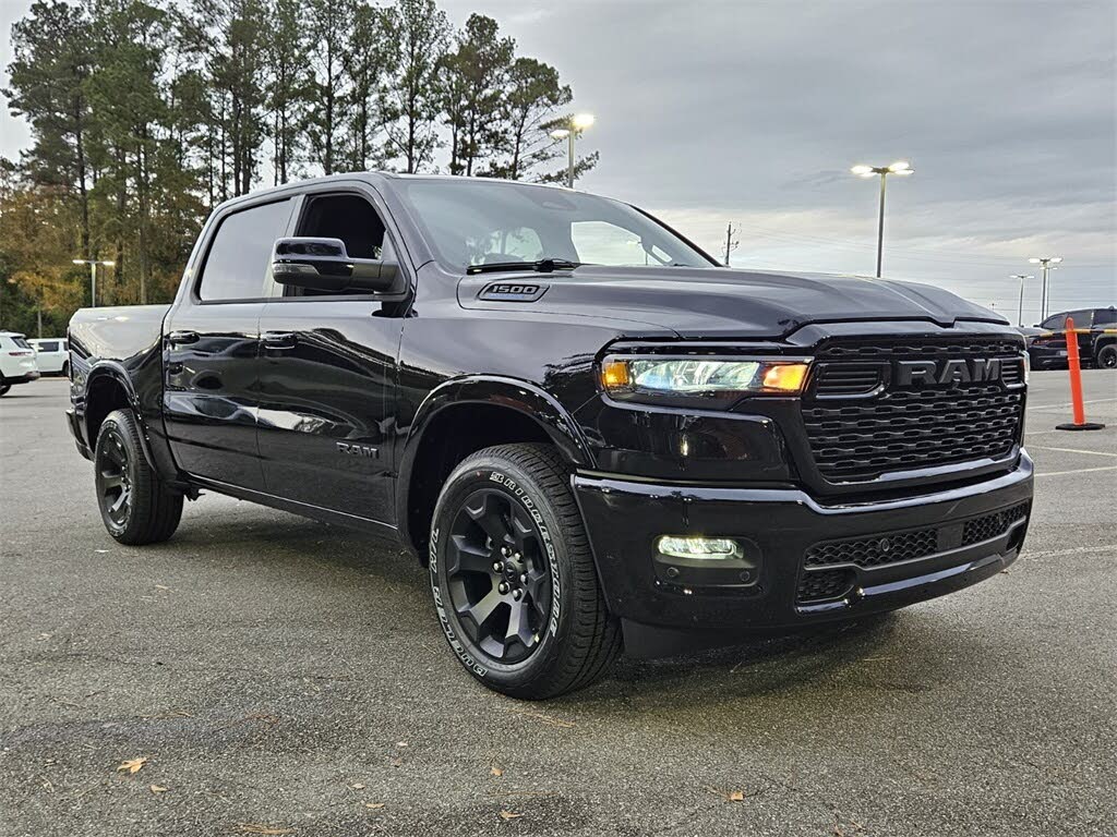 2025 RAM 1500 Big Horn Crew Cab RWD