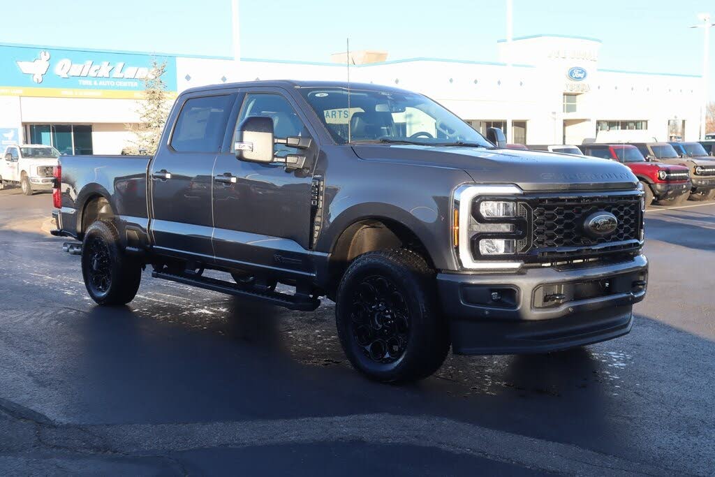 2026 Ford F-250 Super Duty Lariat Crew Cab 4WD