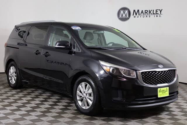 2015 Kia Sedona LX