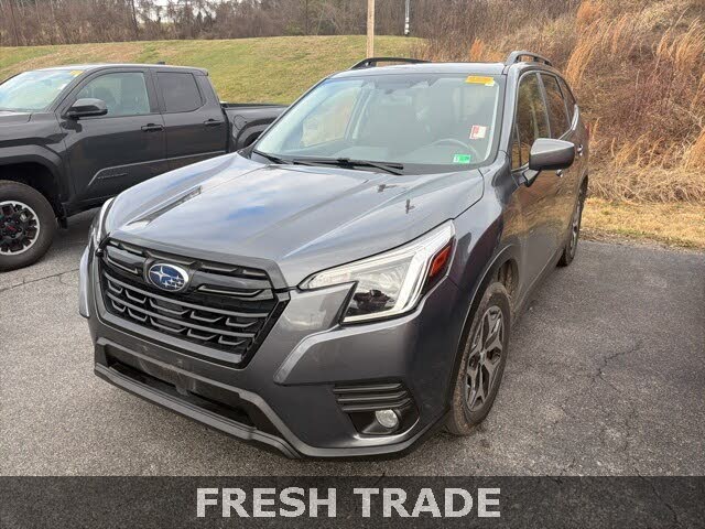 2022 Subaru Forester Premium Crossover AWD