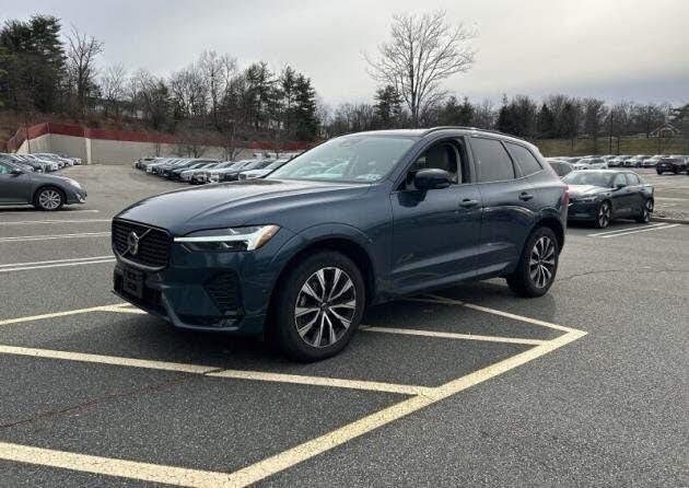 2023 Volvo XC60 B5 Plus Dark Theme AWD