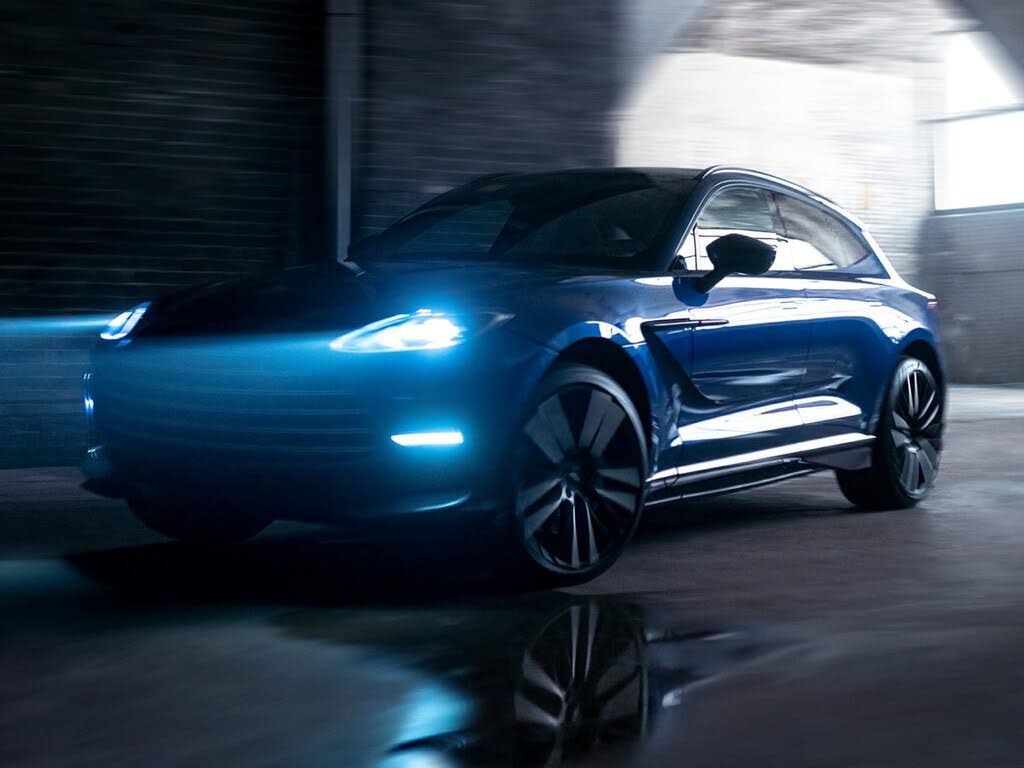 2024 Aston Martin DBX 707 AWD