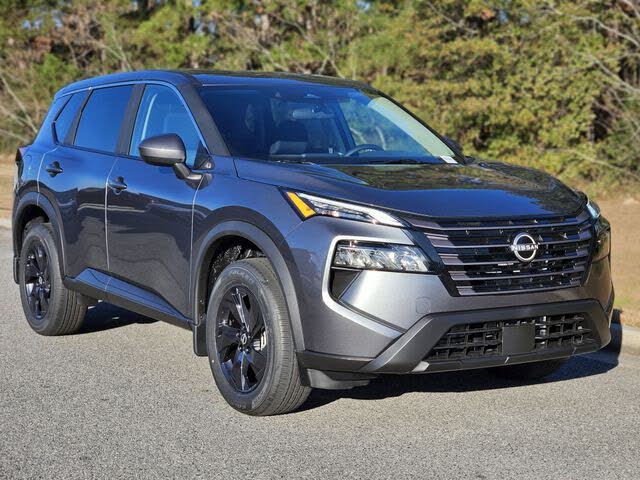 2026 Nissan Rogue SV FWD