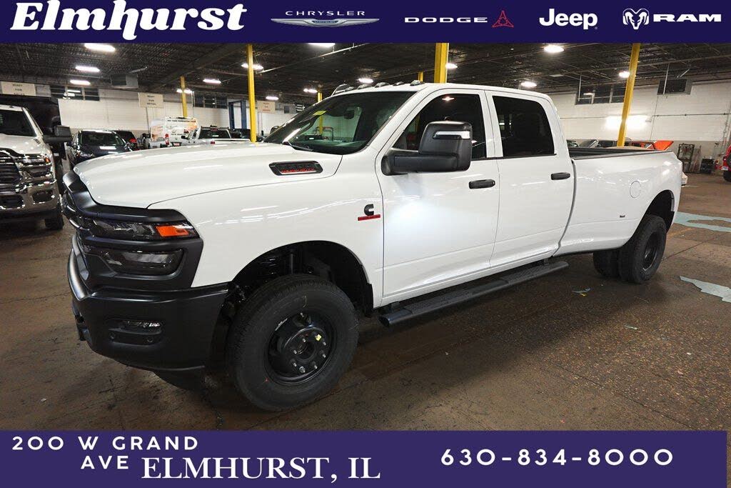 2026 RAM 3500 Tradesman Crew Cab LB DRW 4WD
