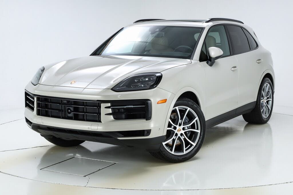 2025 Porsche Cayenne AWD