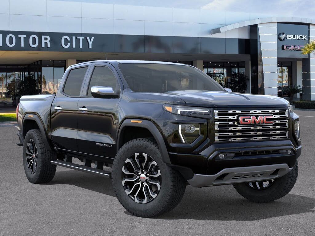 2026 GMC Canyon Denali Crew Cab 4WD