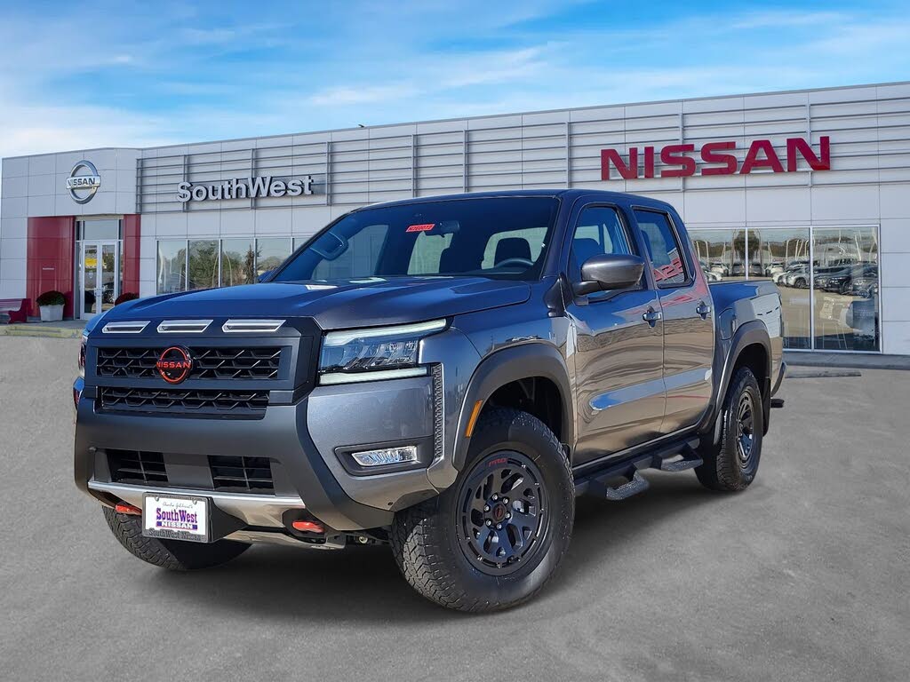 2026 Nissan Frontier PRO-4X Crew Cab 4WD