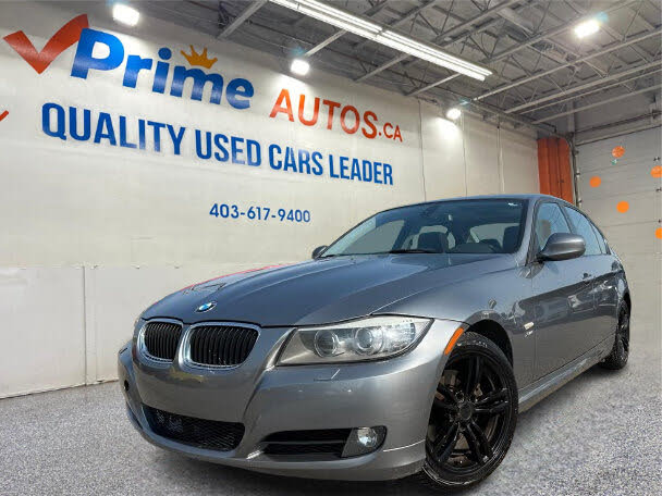 BMW 3 Series 328i xDrive Sedan AWD 2011