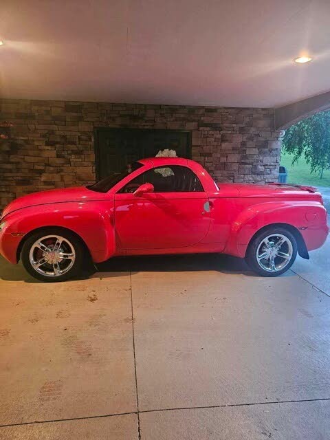2003 Chevrolet SSR LS RWD