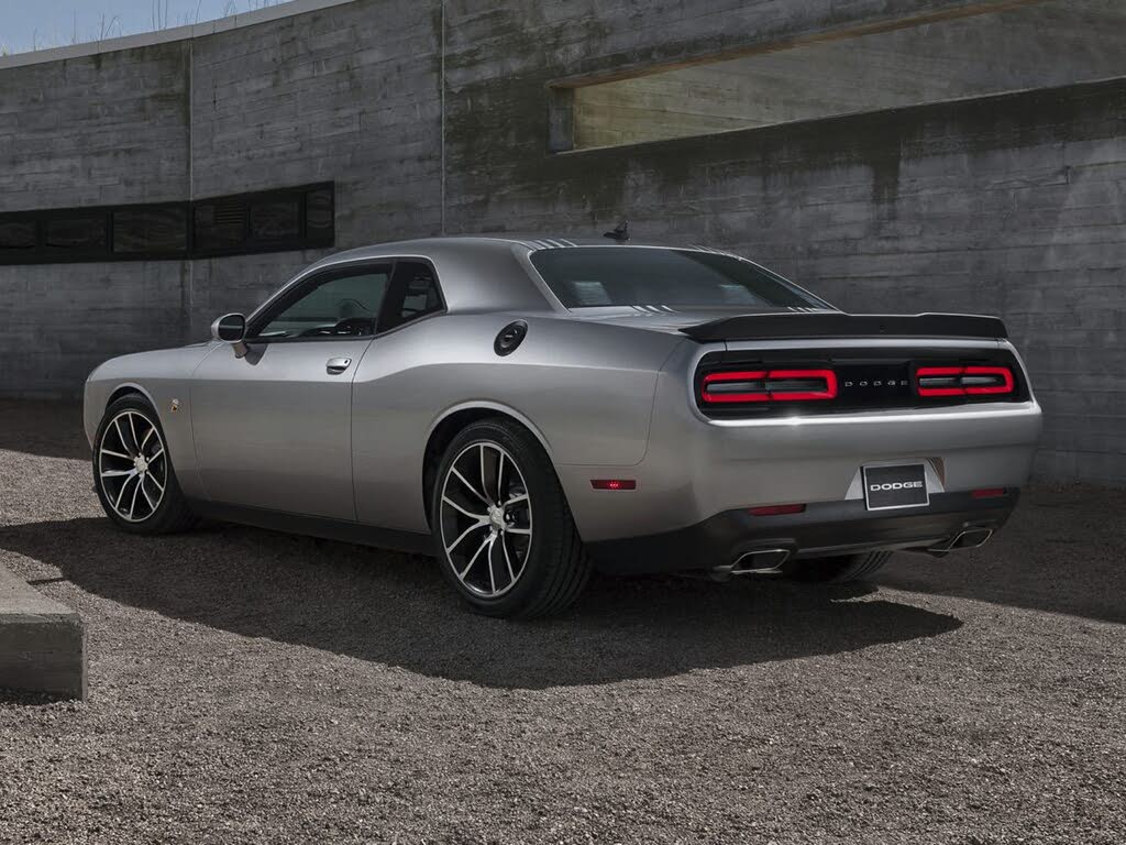 2015 Dodge Challenger R/T Scat Pack RWD