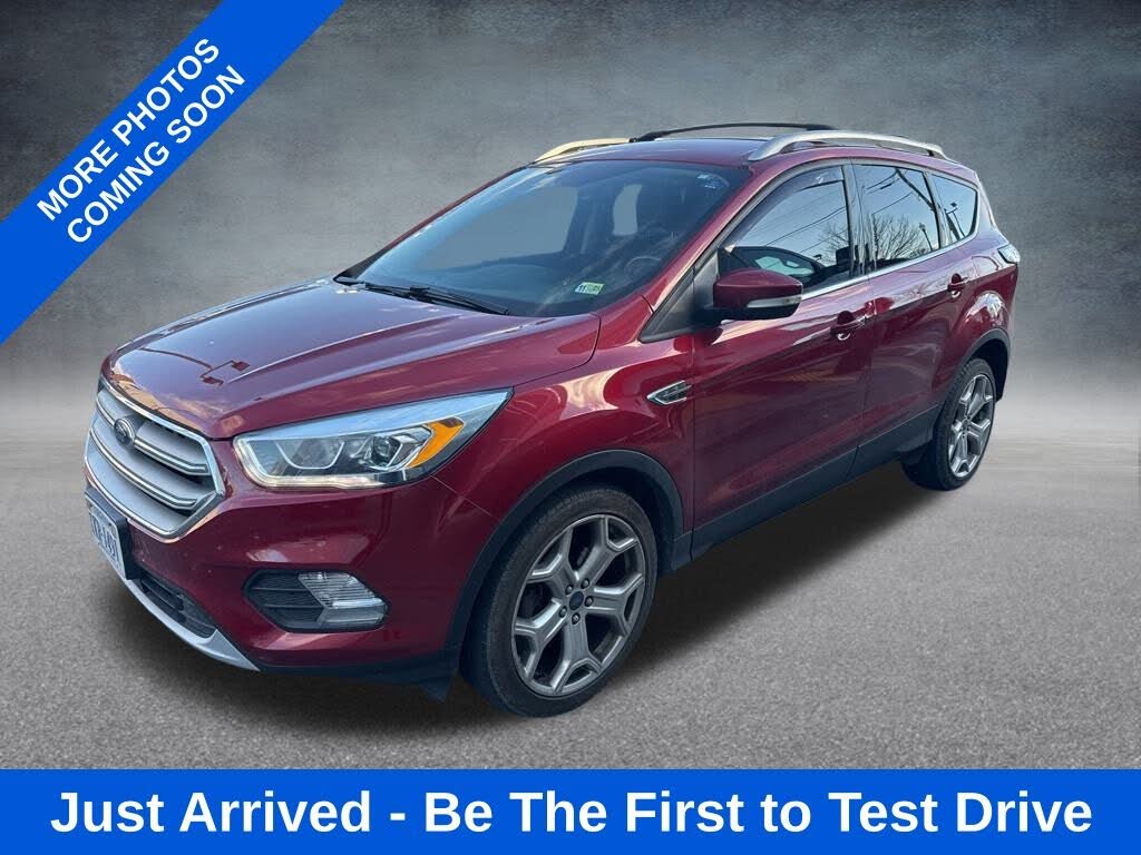 2017 Ford Escape Titanium FWD