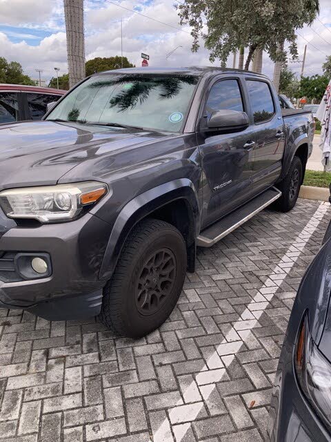 2018 Toyota Tacoma SR5 V6 Double Cab RWD