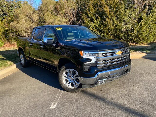 2022 Chevrolet Silverado 1500 LTZ Crew Cab 4WD