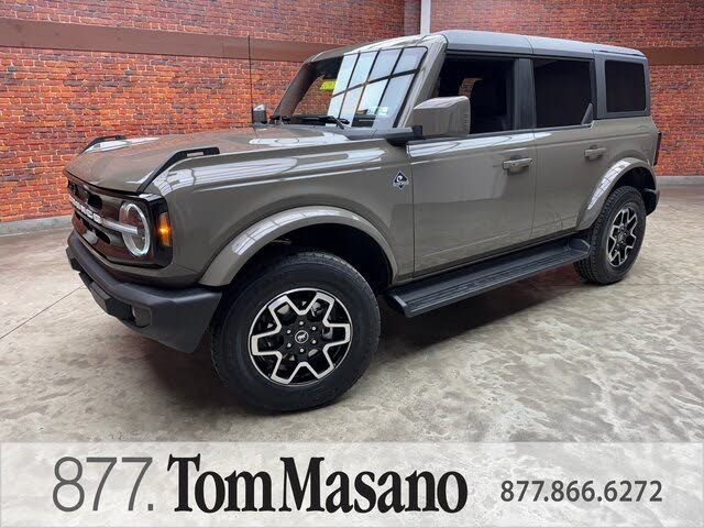 2025 Ford Bronco Outer Banks 4-Door 4WD