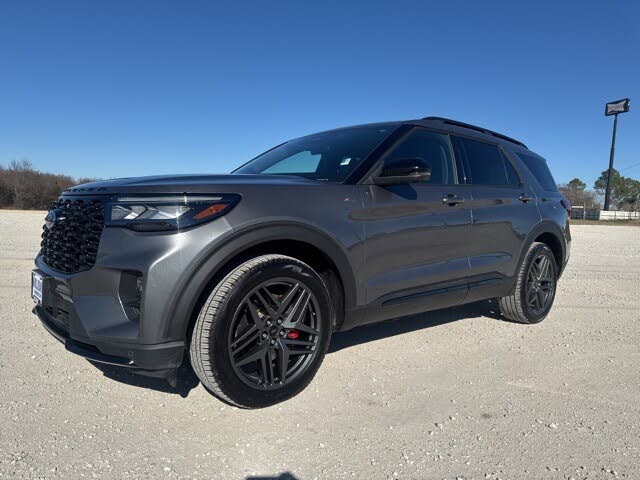 2025 Ford Explorer ST-Line AWD