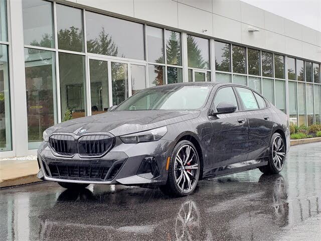 2026 BMW 5 Series 550e xDrive