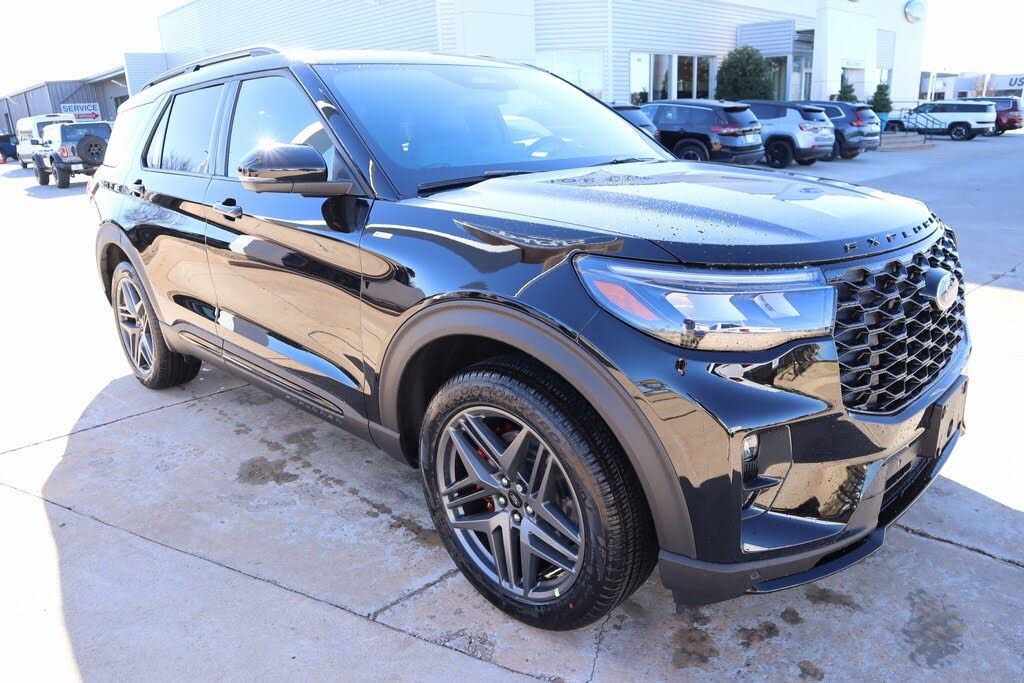 2026 Ford Explorer ST-Line AWD