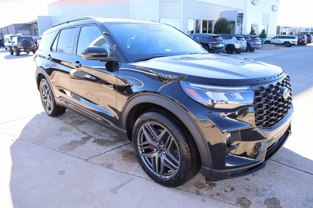 2026 Ford Explorer ST AWD