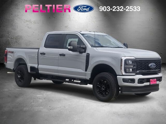 2026 Ford F-250 Super Duty XL Crew Cab 4WD