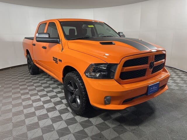 2019 RAM 1500 Classic Express Crew Cab 4WD