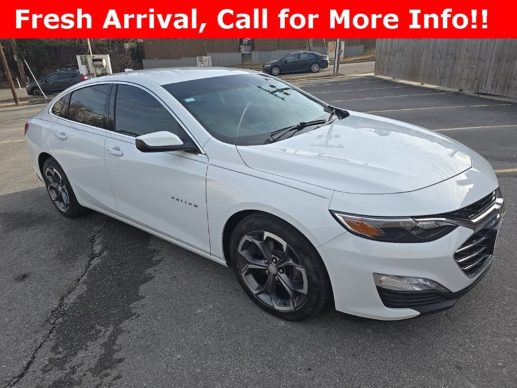2023 Chevrolet Malibu LT with 1LT FWD