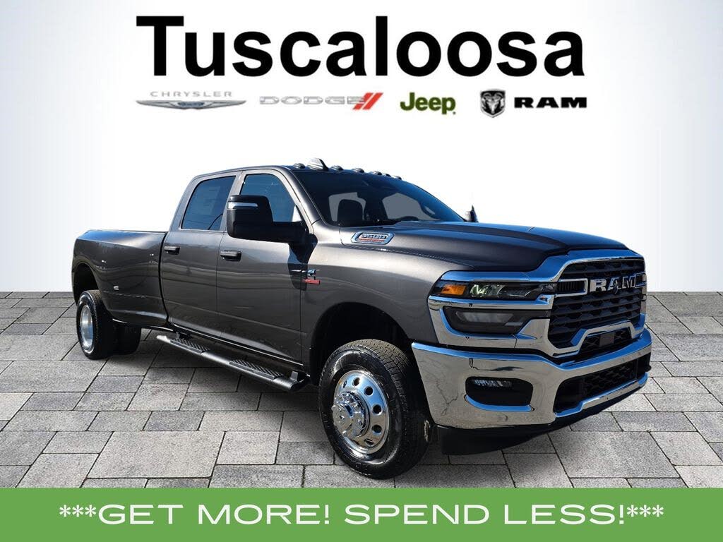 2026 RAM 3500 Tradesman Crew Cab LB DRW 4WD