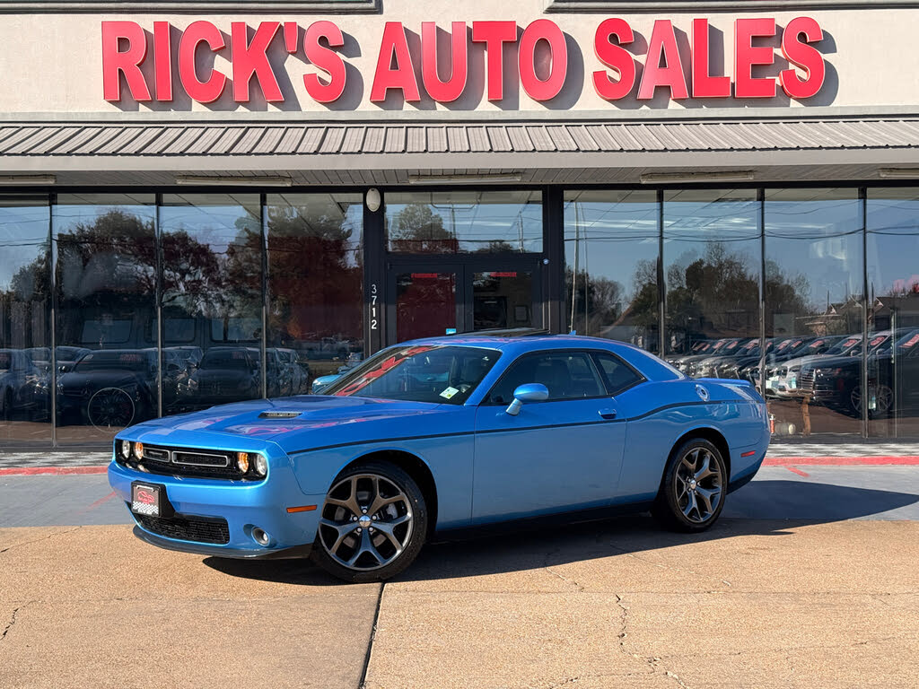 2015 Dodge Challenger SXT Plus RWD