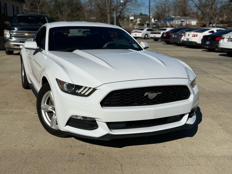 2016 Ford Mustang V6 Coupe RWD