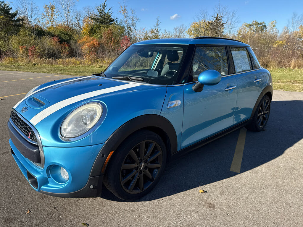 2018 MINI Cooper S 4-Door Hatchback FWD