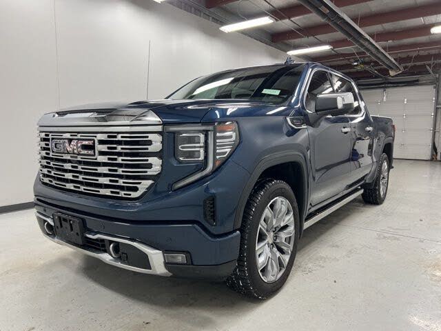 2022 GMC Sierra 1500 Denali Crew Cab 4WD