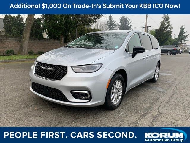 2024 Chrysler Pacifica Touring L FWD