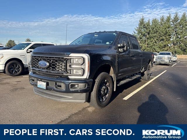 2024 Ford F-350 Super Duty Lariat Crew Cab 4WD
