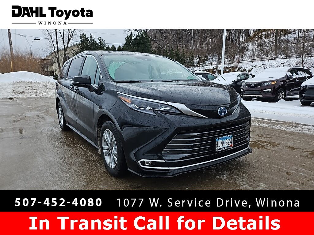 2024 Toyota Sienna Platinum 7-Passenger AWD