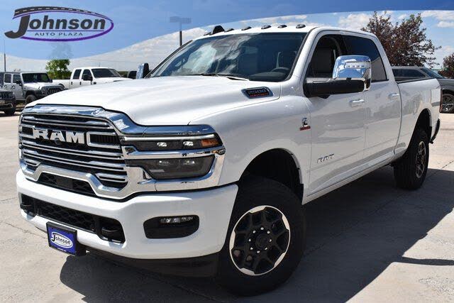 2025 RAM 2500 Laramie Crew Cab 4WD