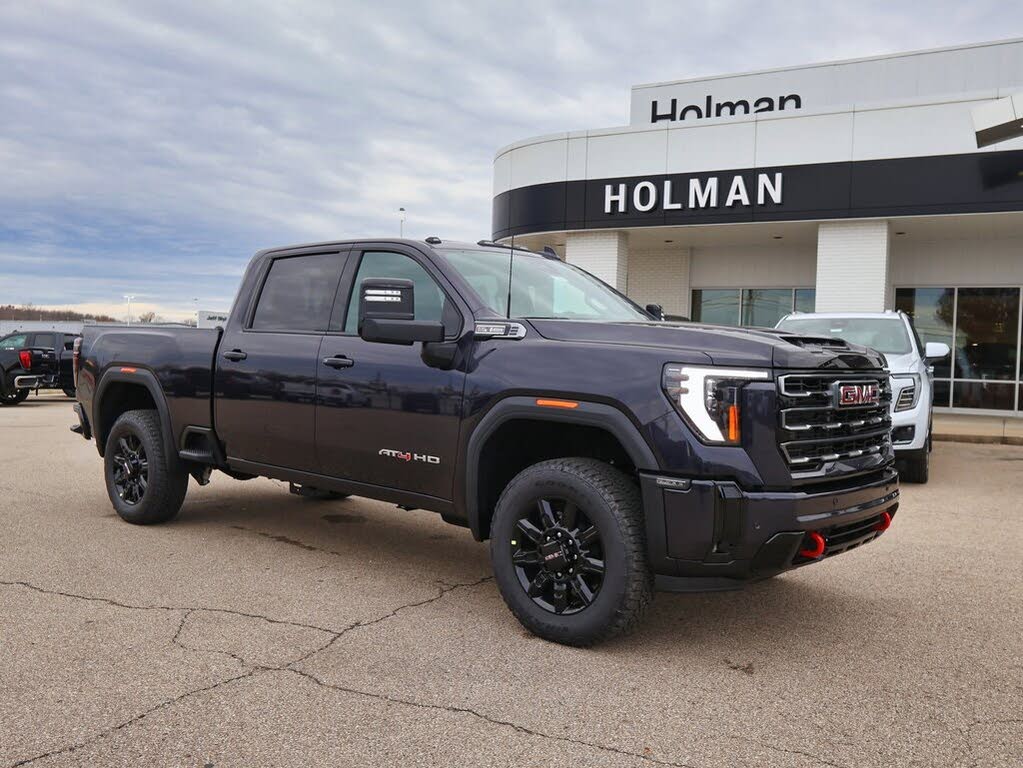 2026 GMC Sierra 2500HD AT4 Crew Cab 4WD