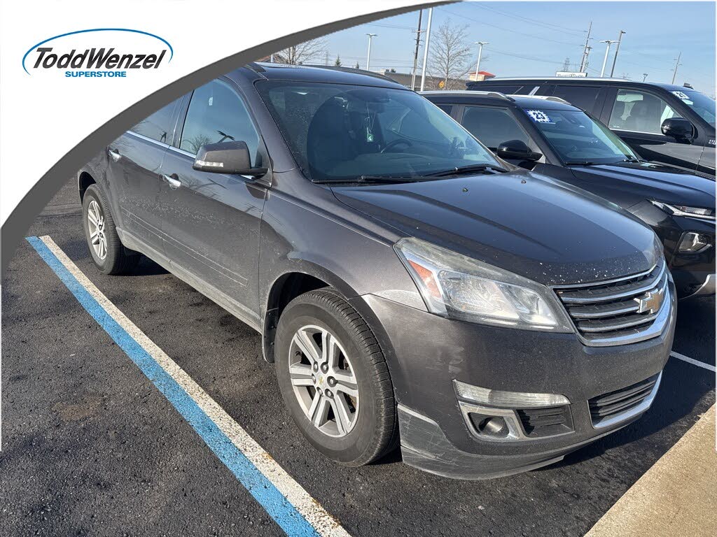 2017 Chevrolet Traverse 2LT AWD