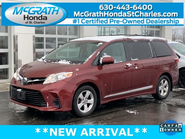 2018 Toyota Sienna LE 7-Passenger FWD with Auto-Access Seat