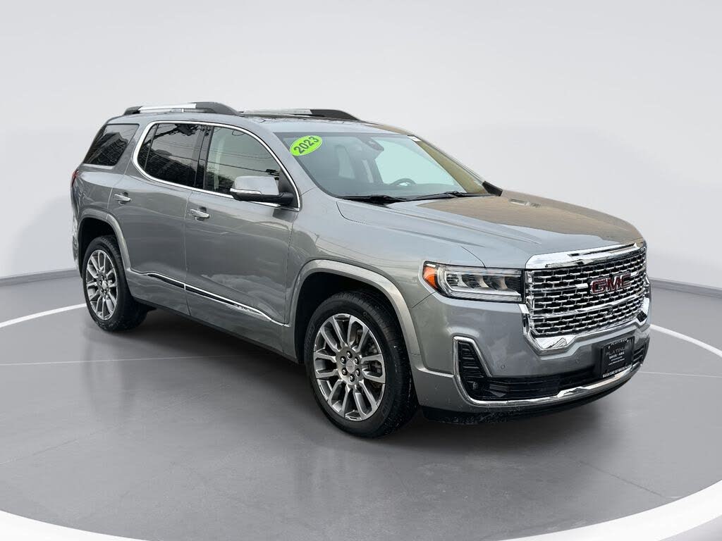 2023 GMC Acadia Denali AWD