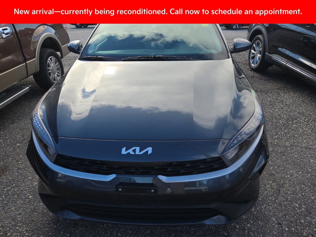 2024 Kia Forte LXS FWD