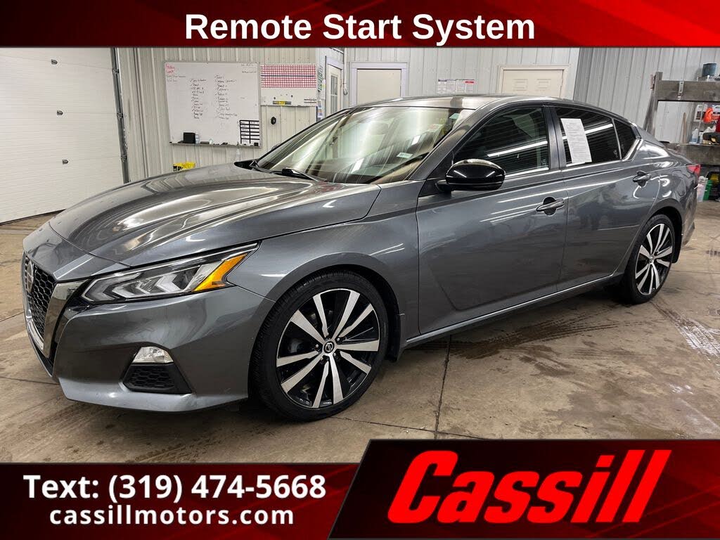 2020 Nissan Altima 2.0 SR FWD